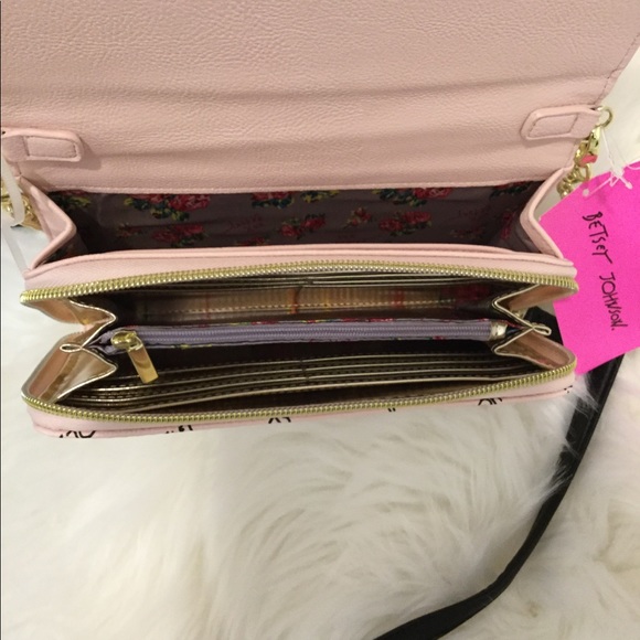 🎉🍒🎉Betsey Johnson Signature Logo Bag - Picture 6 of 6